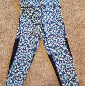 Victoria Sport Knockout crop leggings